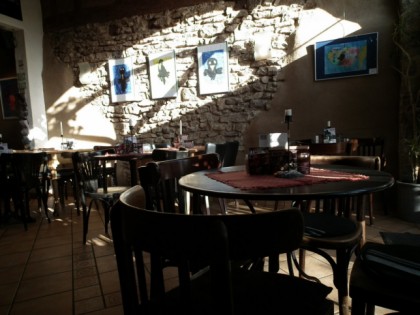 照片: Das kleine Landcafe